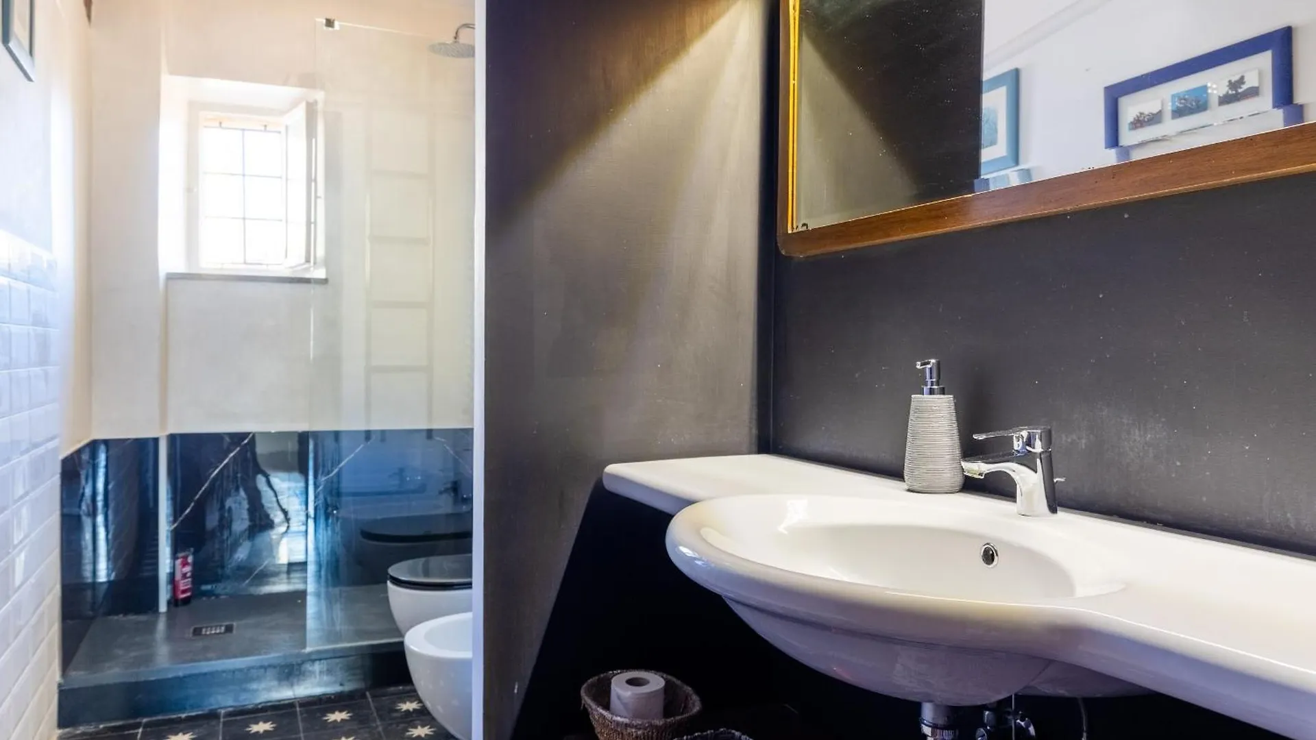 Apartment Attico Spazioso Ed Elegante A Santa Maria Maggiore Rome