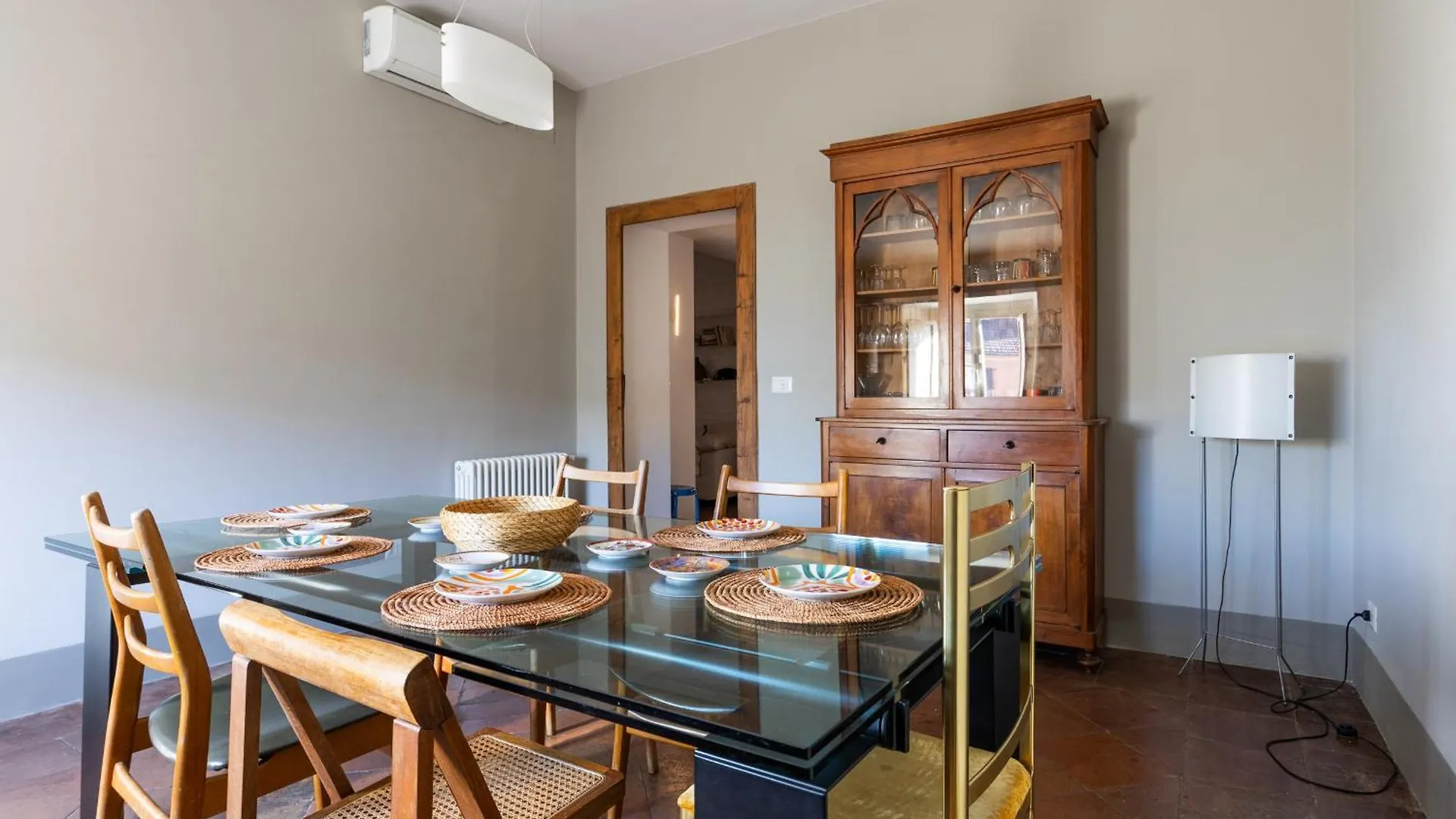 Apartment Attico Spazioso Ed Elegante A Santa Maria Maggiore Rome Italy