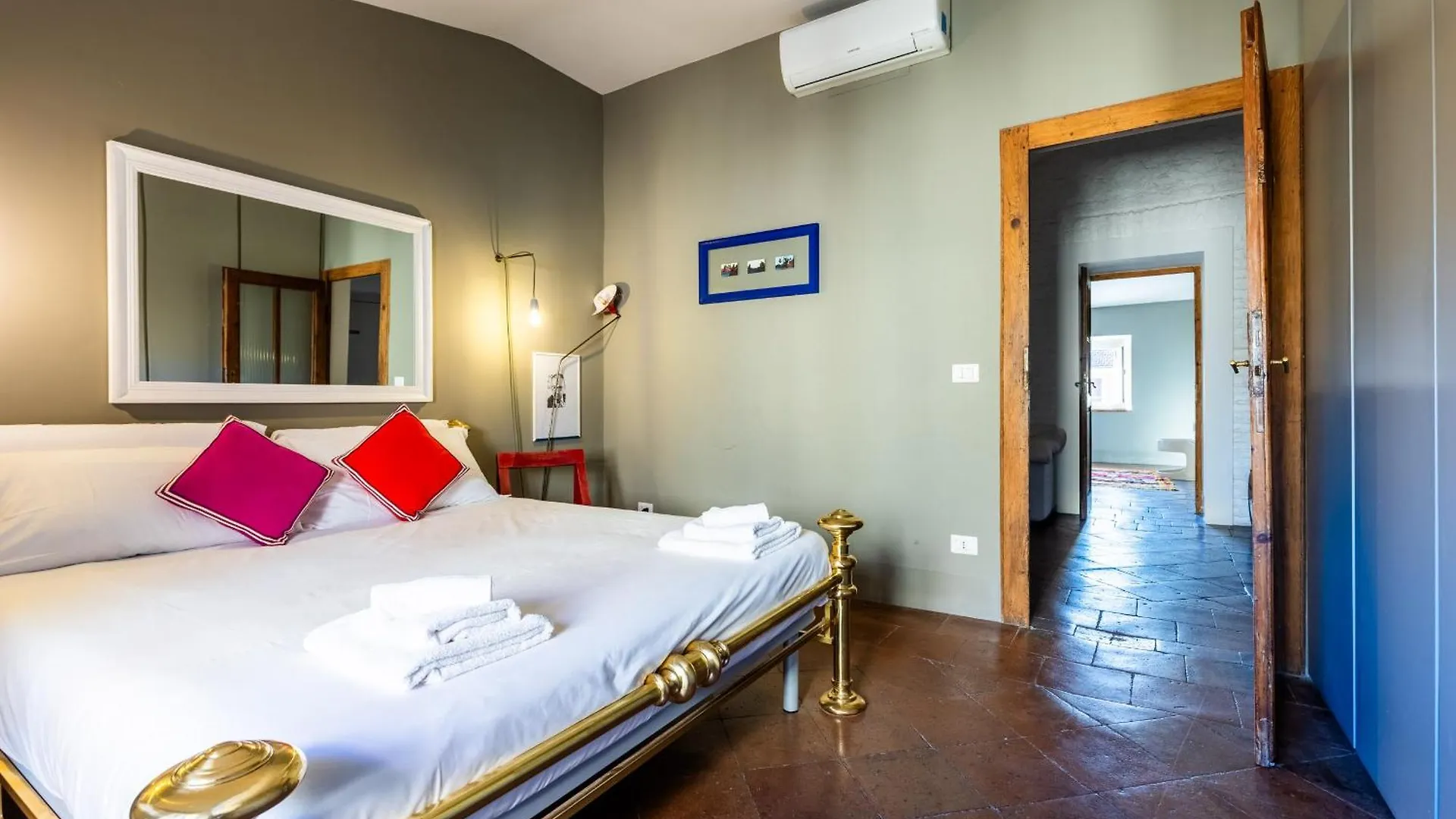 Apartment Attico Spazioso Ed Elegante A Santa Maria Maggiore Rome