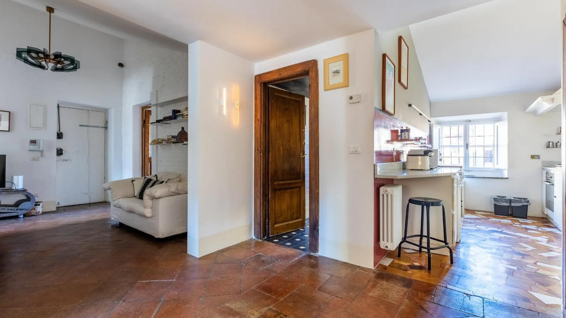 Apartment Attico Spazioso Ed Elegante A Santa Maria Maggiore Rome